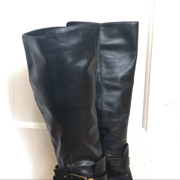 Heel Leather Boot - Picture 3 of 6